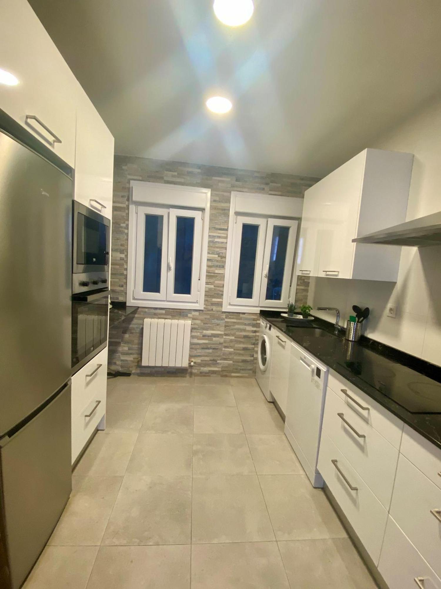 Habitacion En Apartamento Con Zonas Comunes Compartida Hp Bilbao Esterno foto